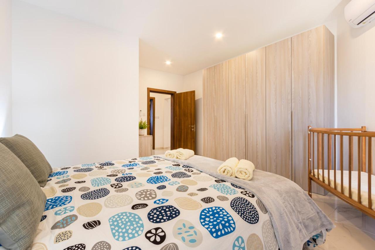 Apartament H1- Modern & Spacious 3 Bedroom *